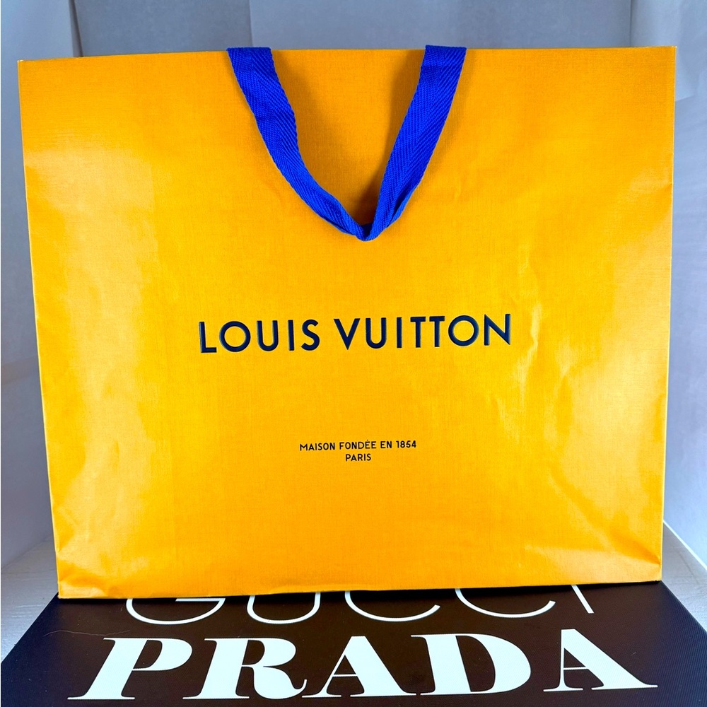 Louis Vuitton large gift bag. EUC.